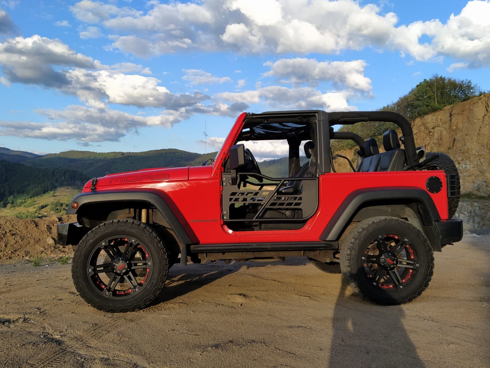 Jeep Wrangler red - Tuff T01 9x20 + BF 2855520 (1)