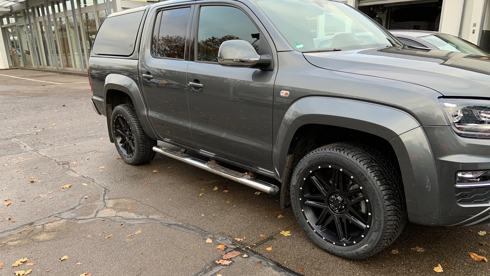 VW Amarok grey - Dirt D62 mbm 9x20 2555020 (3)