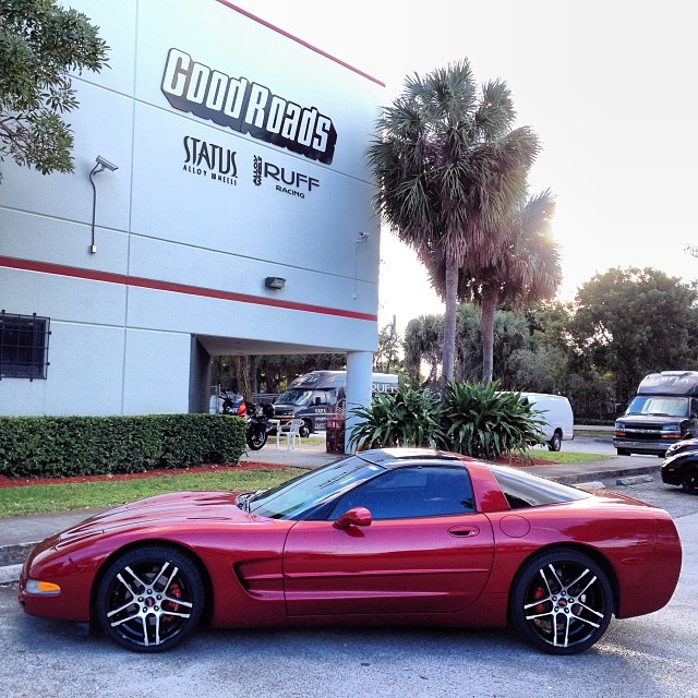 928176_815422341816528_486924004_n