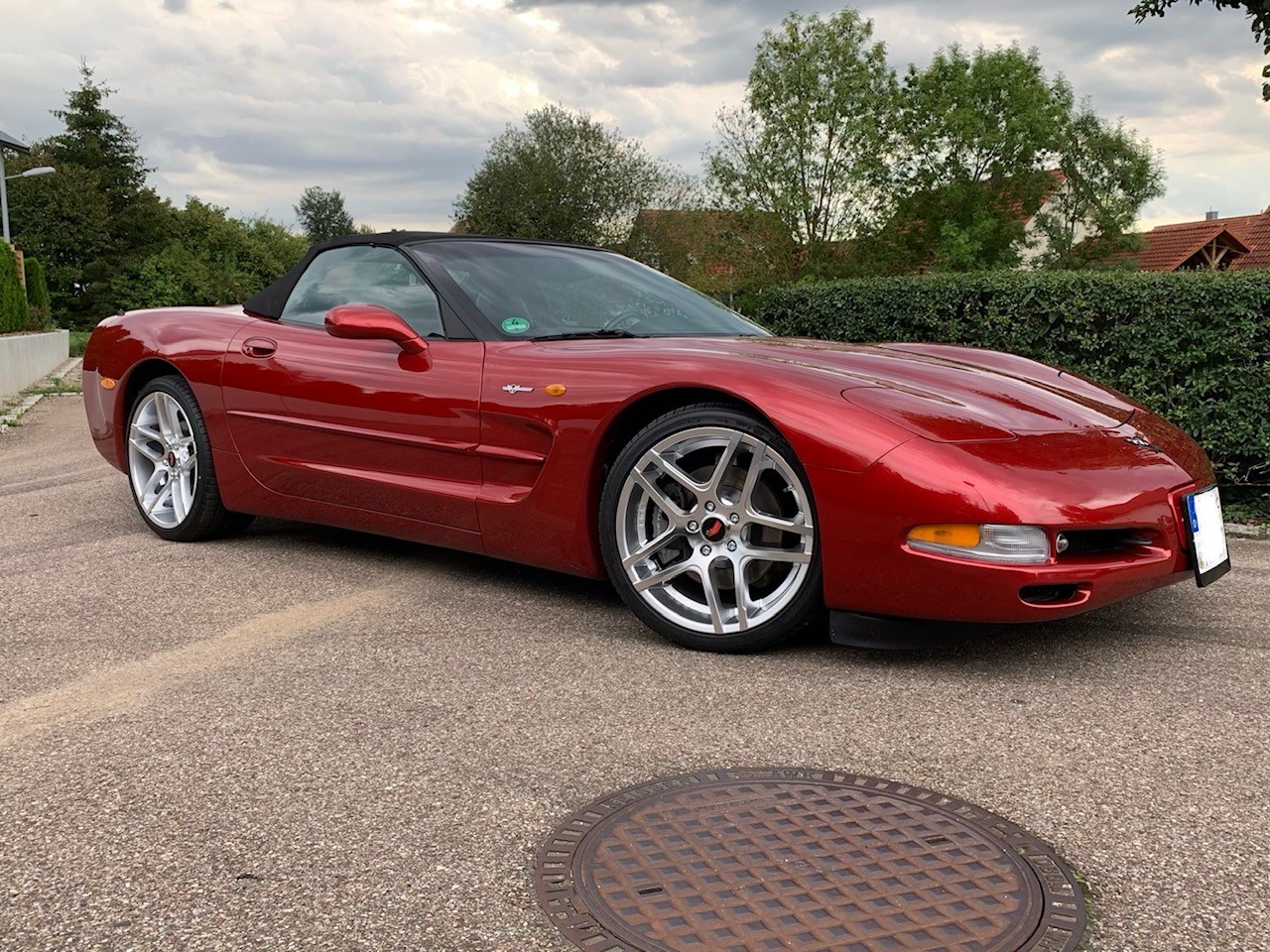 Chevrolet Corvette C5 red + Ruff Racing R954 sm 9x1&10,5x20 - Falken 2453519-2853020 (2)