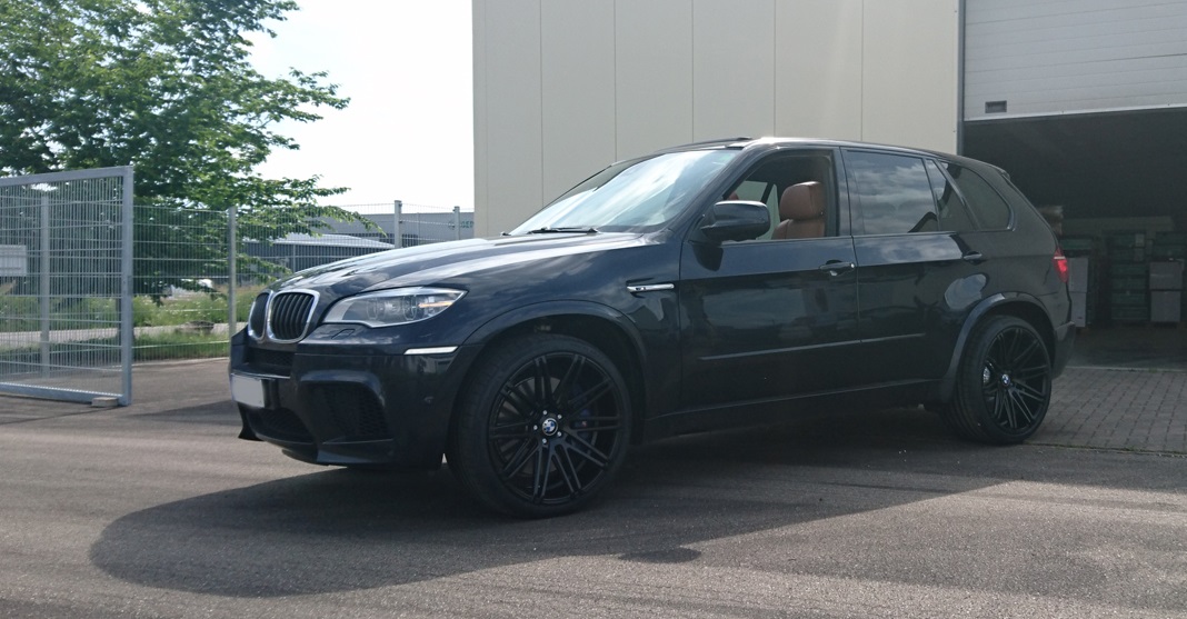 Bmw X5M - Impressive IC09 mb 10,5&12x22 (2)