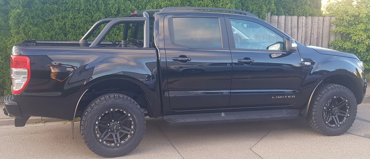 Ford Ranger black - Tuff T01 mbc 9x18 + BF 2656018