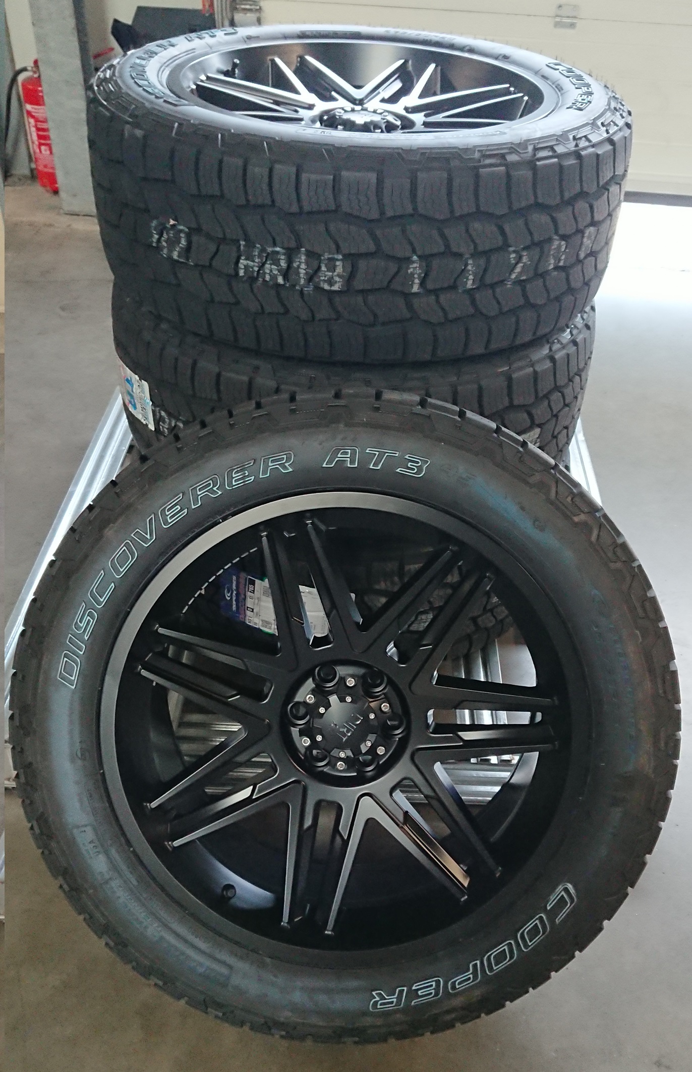 Dirt D62 mb 9x20 + Cooper 2655020