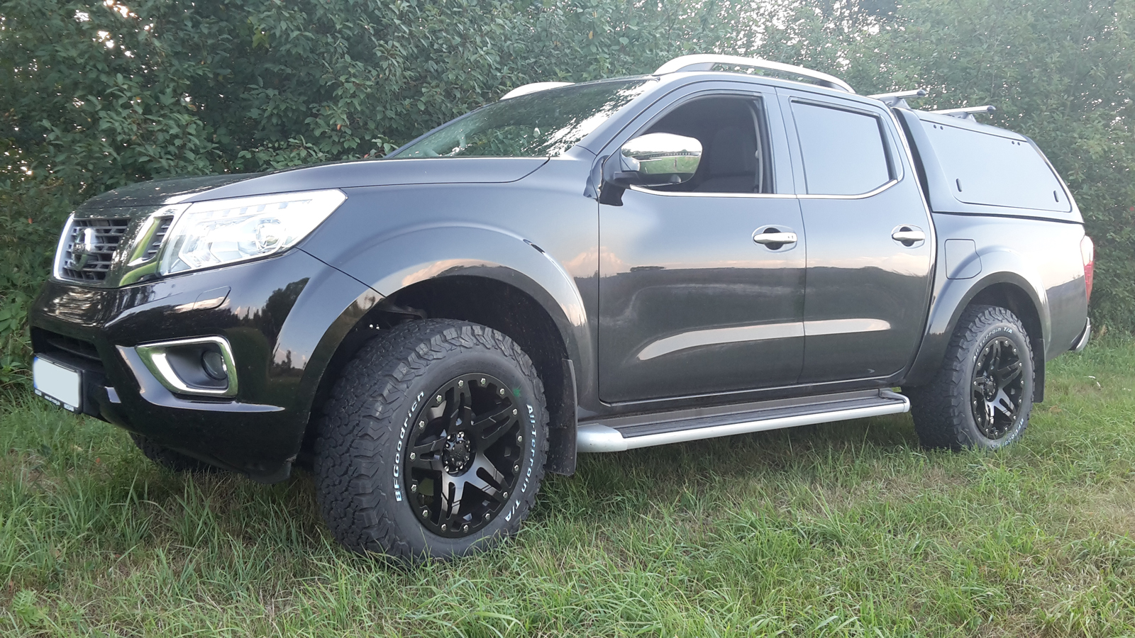 Nissan Navara black - Dirt D66 mb 9x18 BF 2656518 (1)