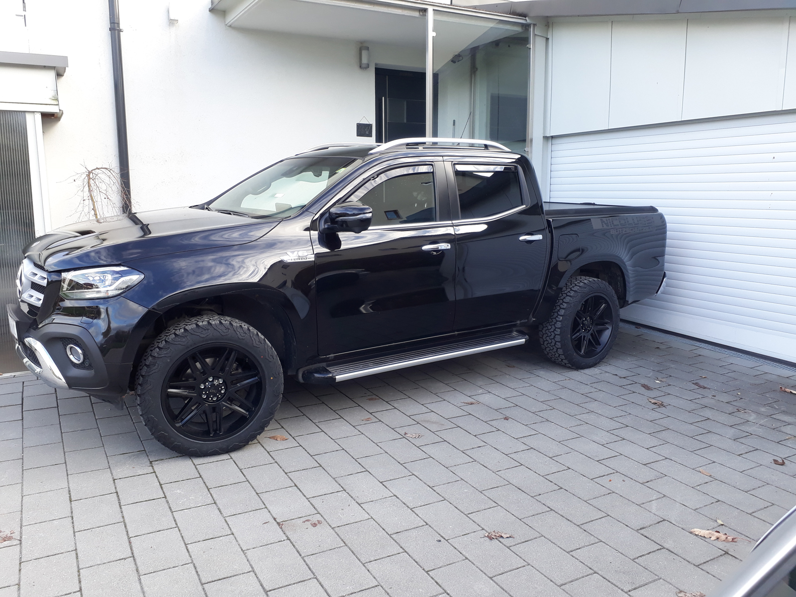 Mercedes X350 black - Dirt D62 mb 9x20 BB 2655020