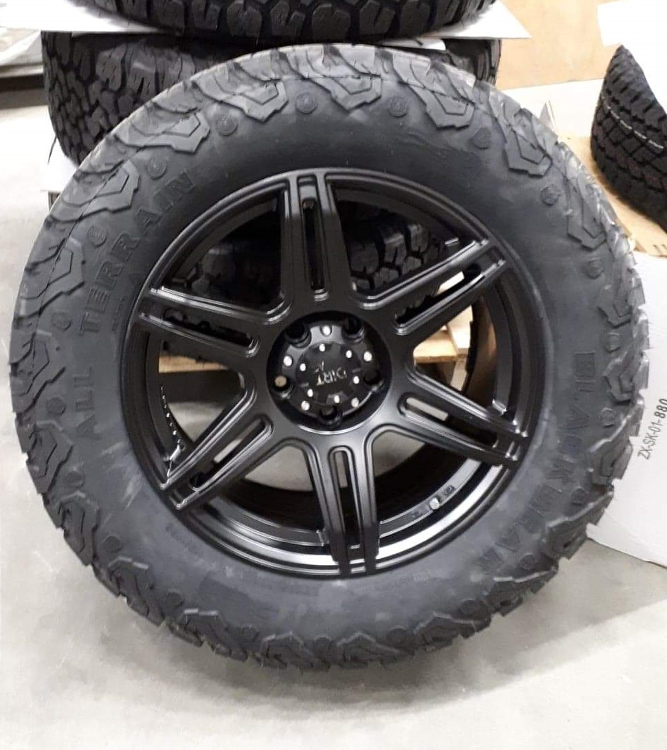 Dirt D47 mb 8x18 - BB AT2 2656018 (1)