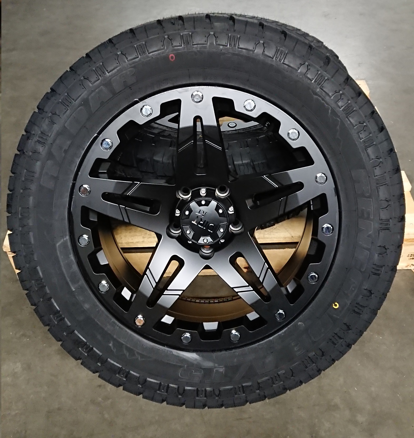 Dirt D66 mb 9x20 + Radar AT5 3055520 (2)