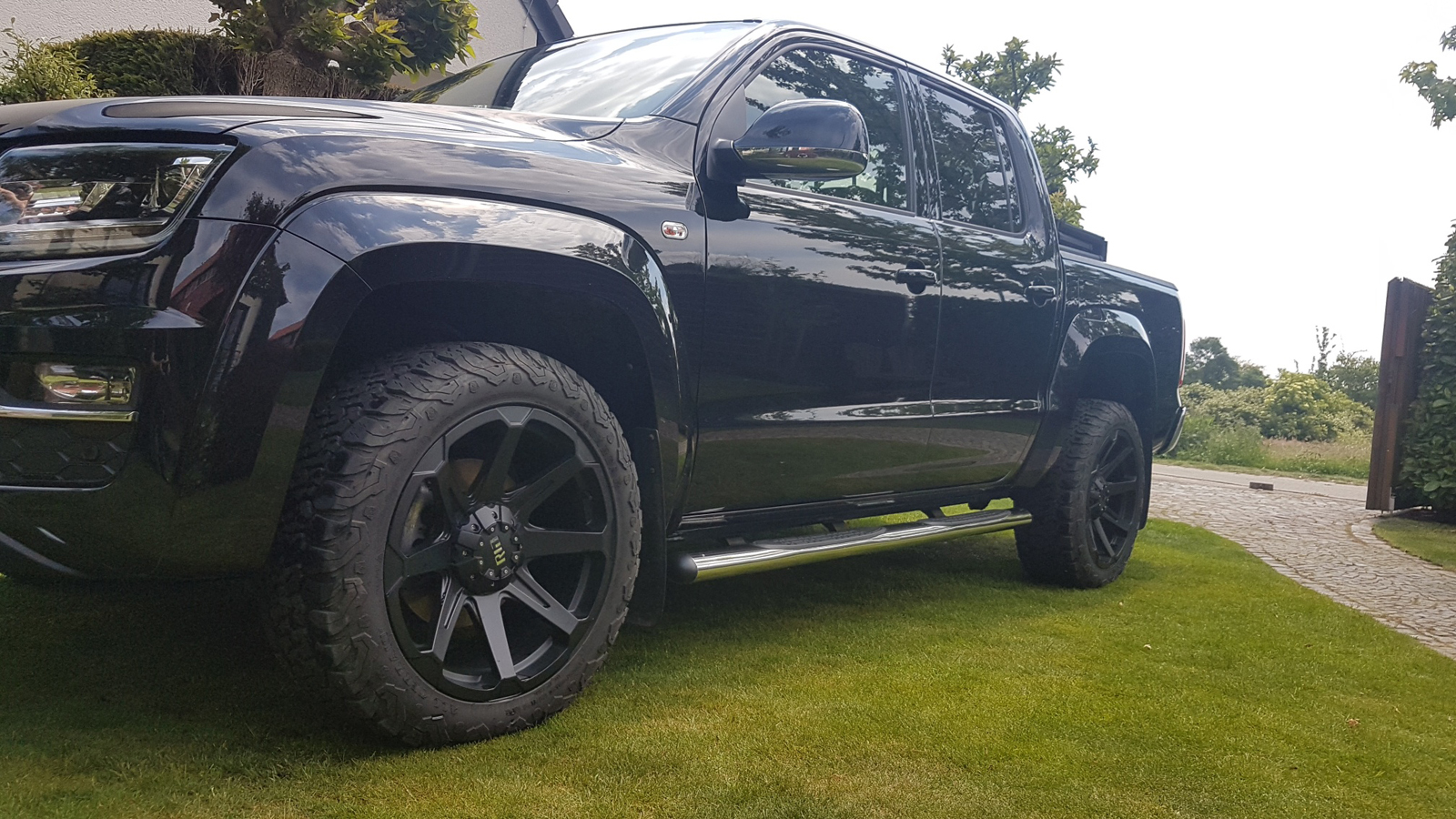 Vw Amarok black - Rid R05 mb 9x20 BB 2655020 (1)