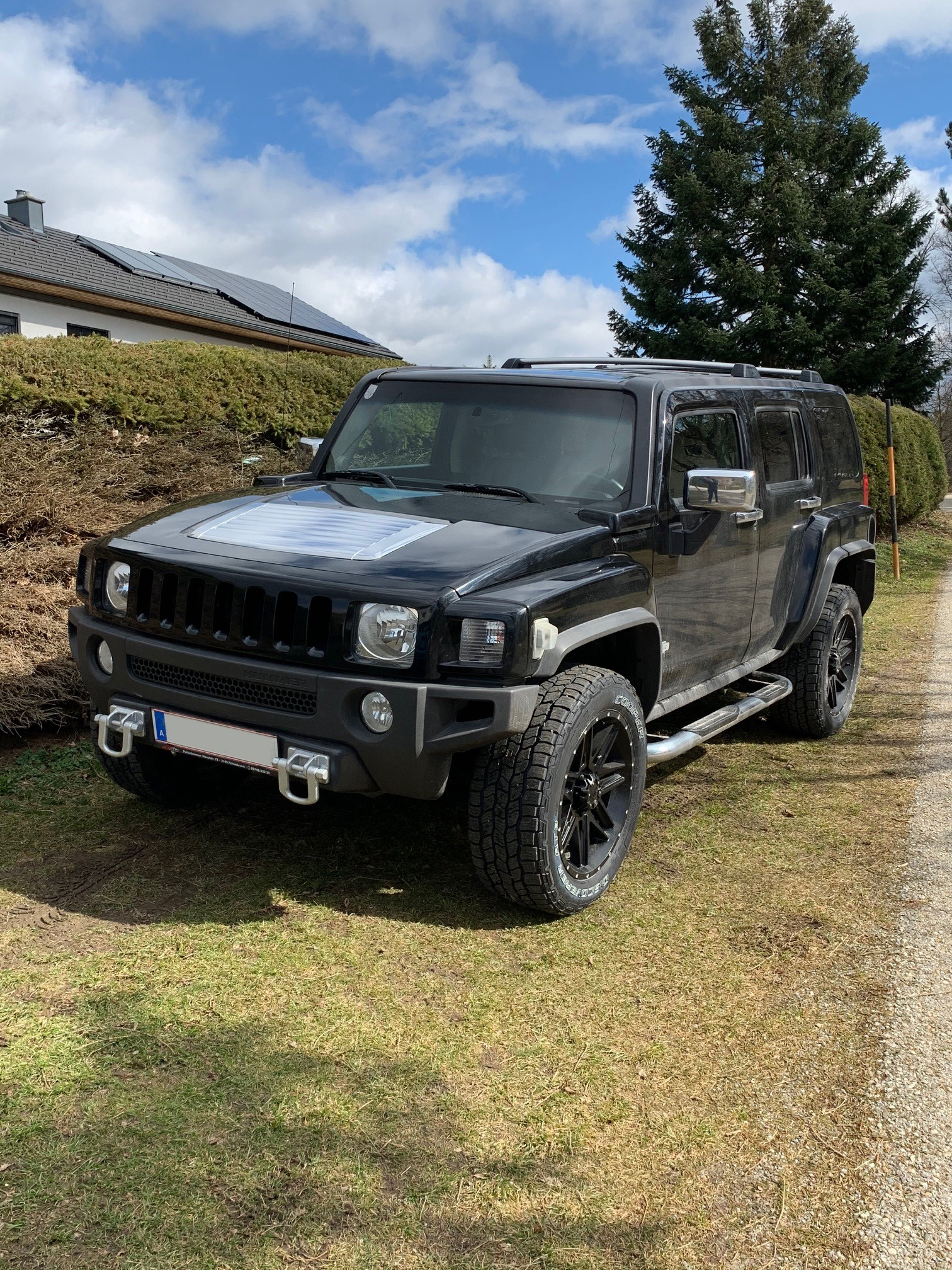 Hummer H3 black - Dirt D62 mbm 9x20 Cooper 2755520 (2)