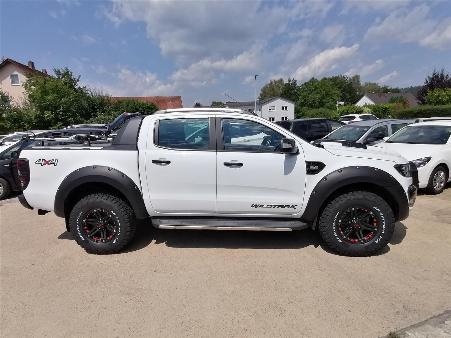 Ford Ranger white - Tuff T01 mbc 8x17 + BF 2857017