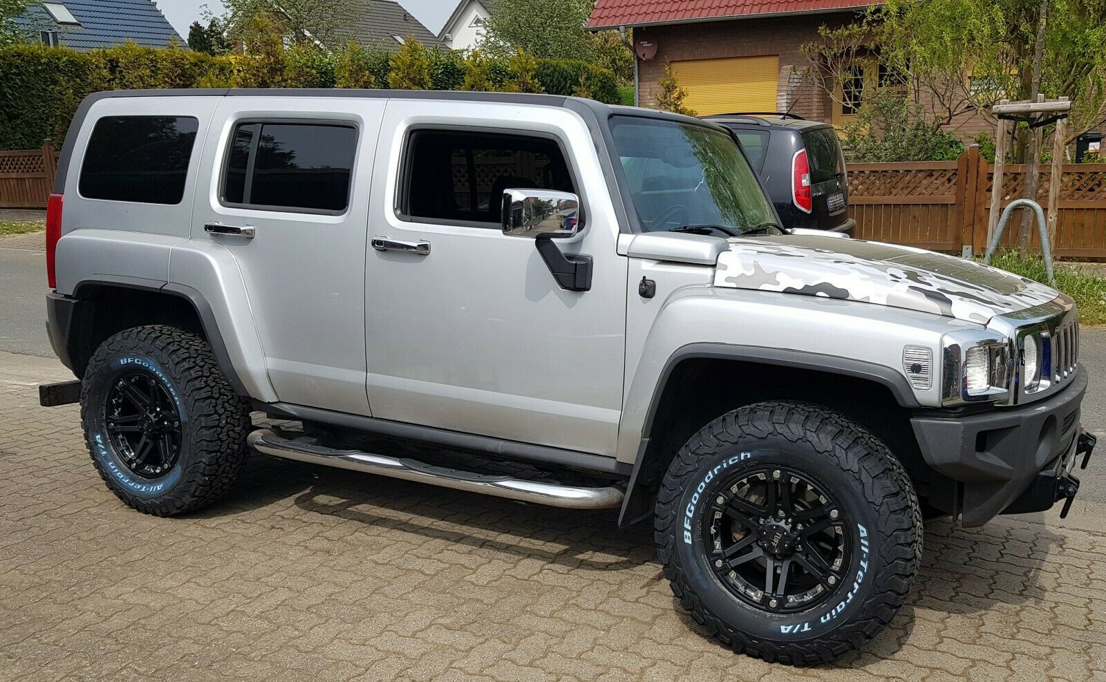 Hummer H3 silver - Tuff T01 mbc 8x17 BF KO2 2857017